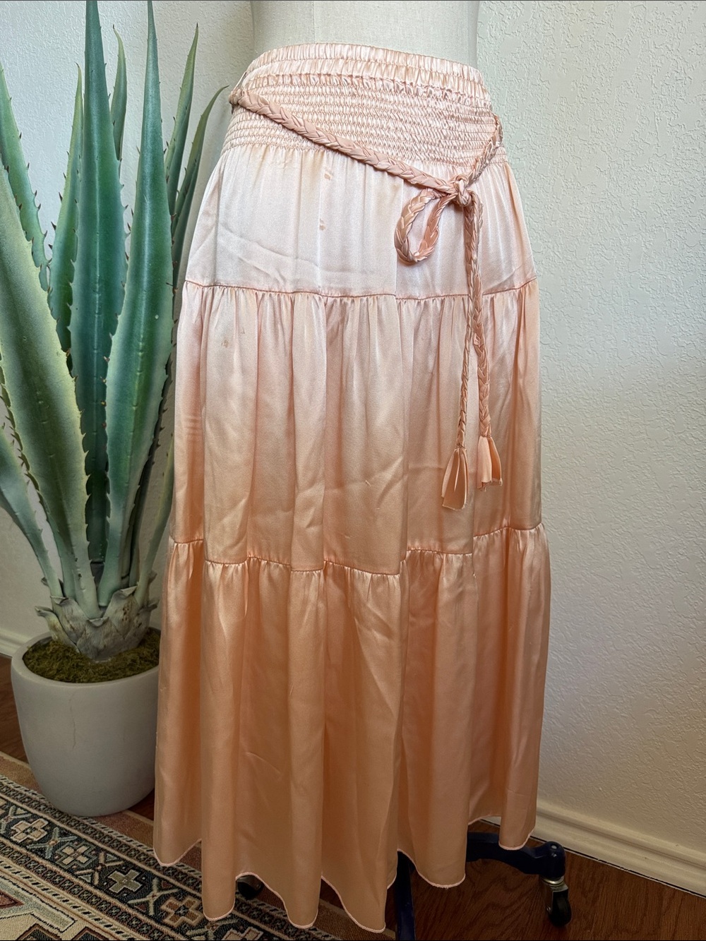 Vanita Rosa Made in France Light Peach Tiered 100% Silk Maxi Skirt - size S/M